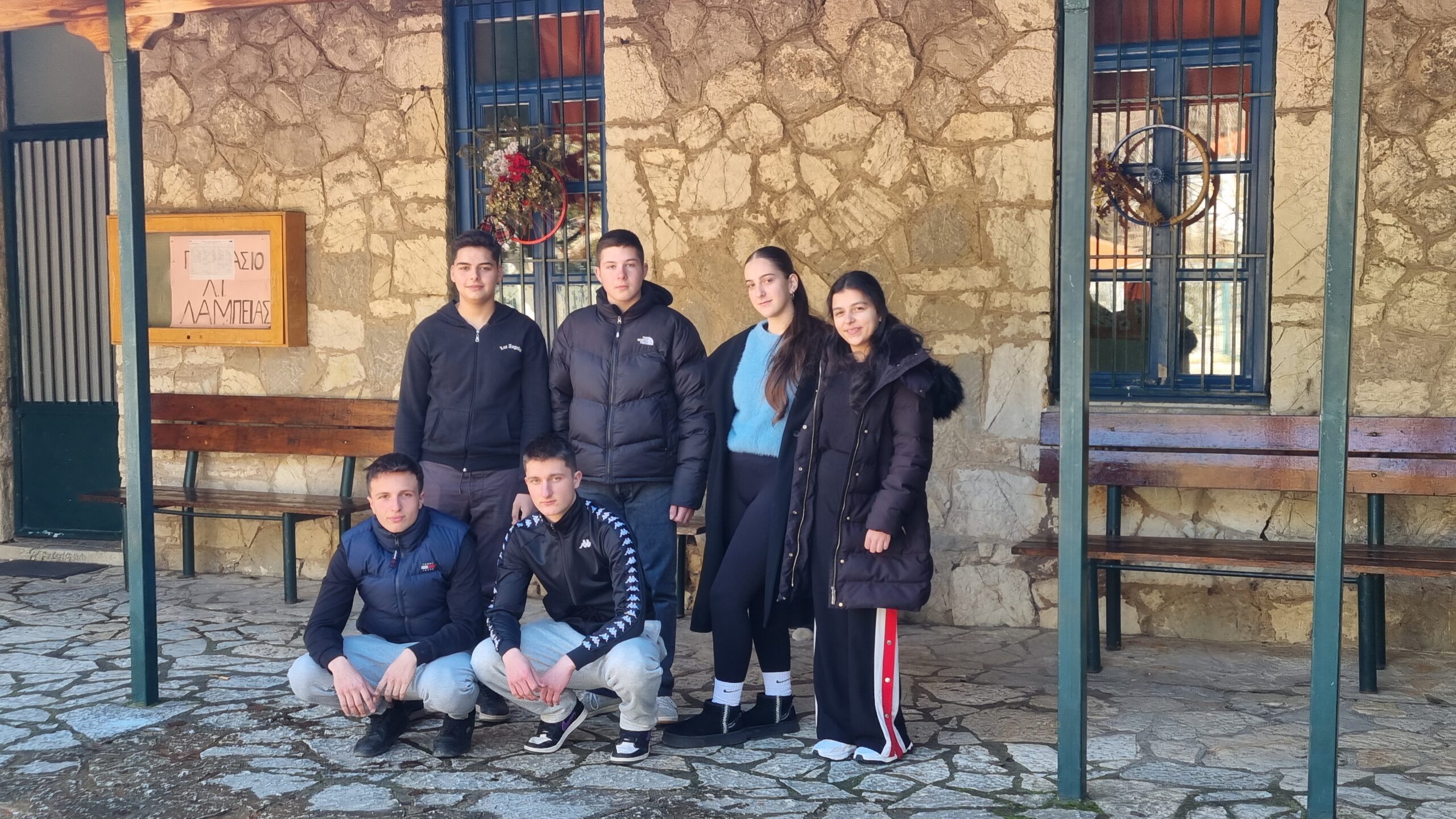 LAMBIENCE Γυμνάσιο με Λυκειακές Τάξεις Λαμπείας (1)